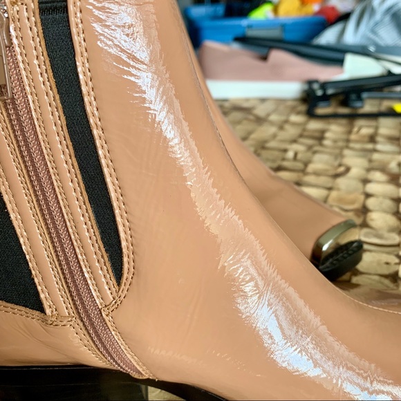 🔴SOLD🔴Jeffrey Campbell Brisbane Square Toe Chels - Picture 7 of 8